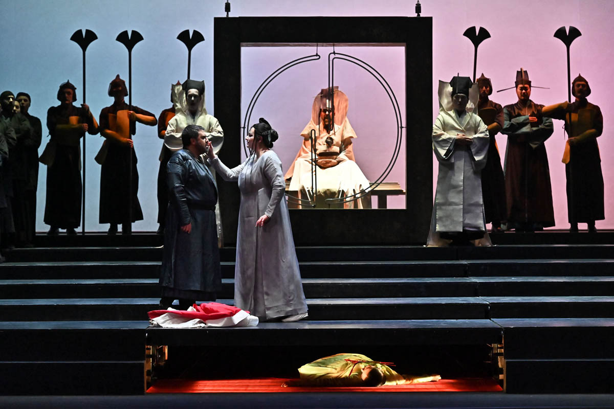 Puccini rivisitato da Giuseppe Frigeni: in scena una raffinata “Turandot”